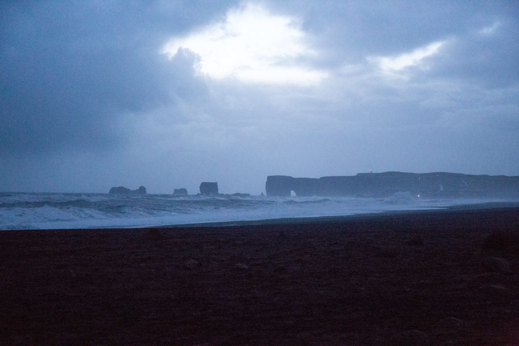 Reynisfjara Playa negra Islandia